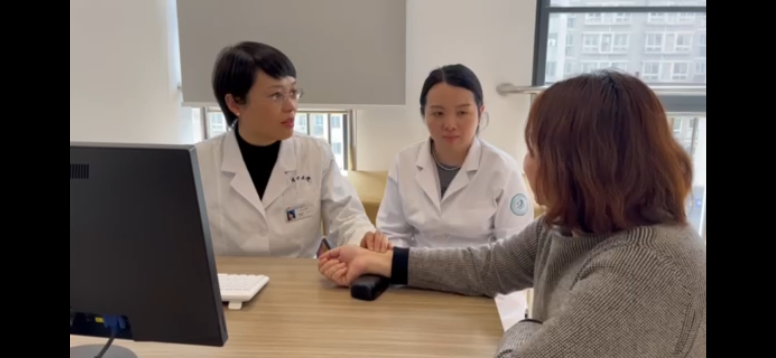 Dr. Ye at work